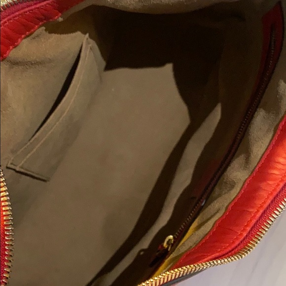 Gucci Hobo new with out tag - Picture 7 of 8